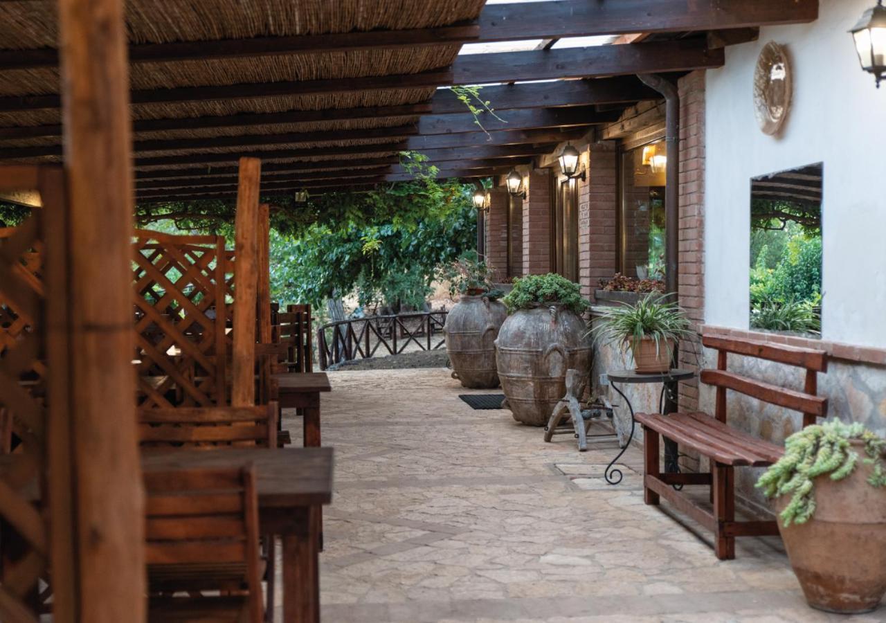 Il Sorgituro - Agriturismo Postiglione Екстер'єр фото